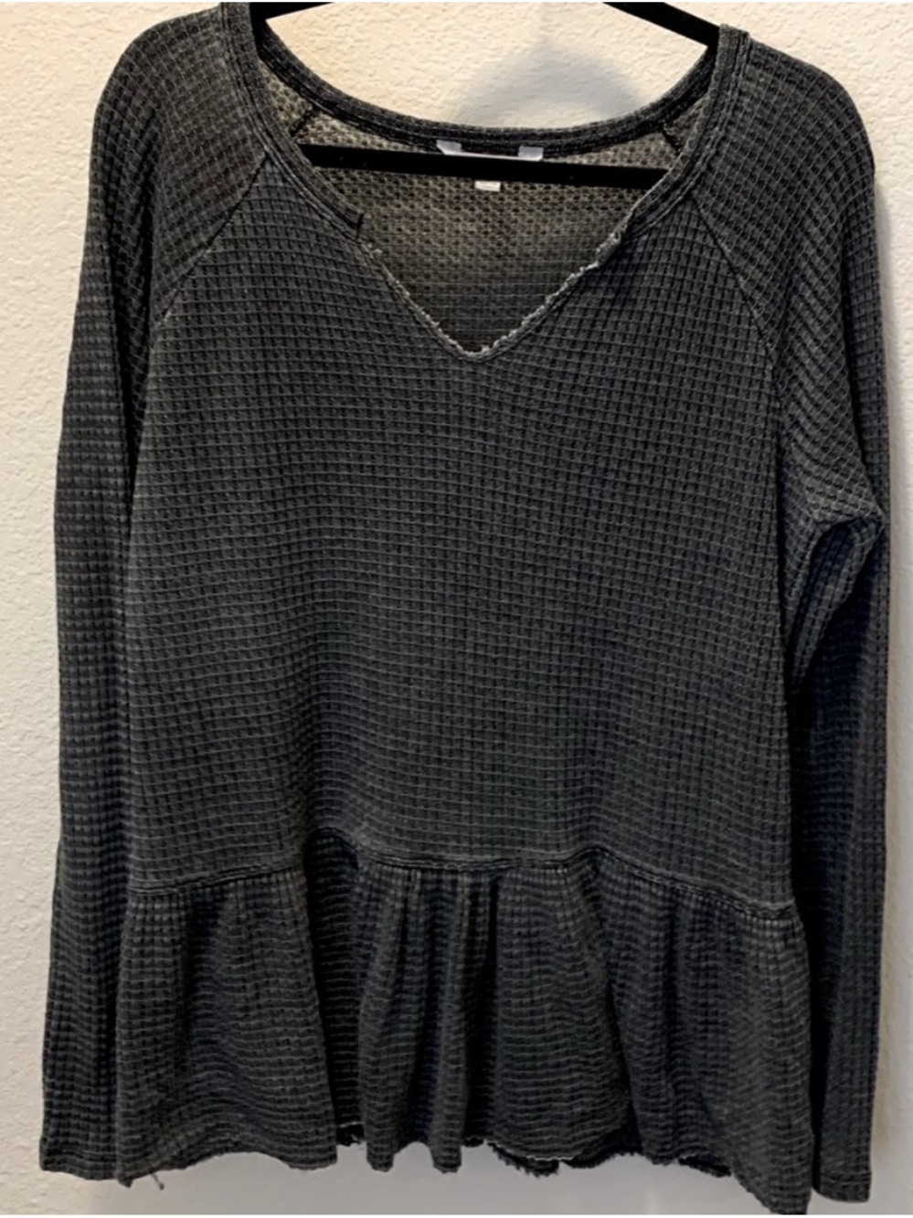 Waffle Knit Peplum Long Sleeve Top - Charcoal Size Large - Picture 5 of 6